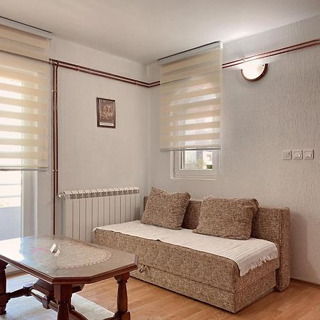 Apartman Konatar Цетине Экстерьер фото